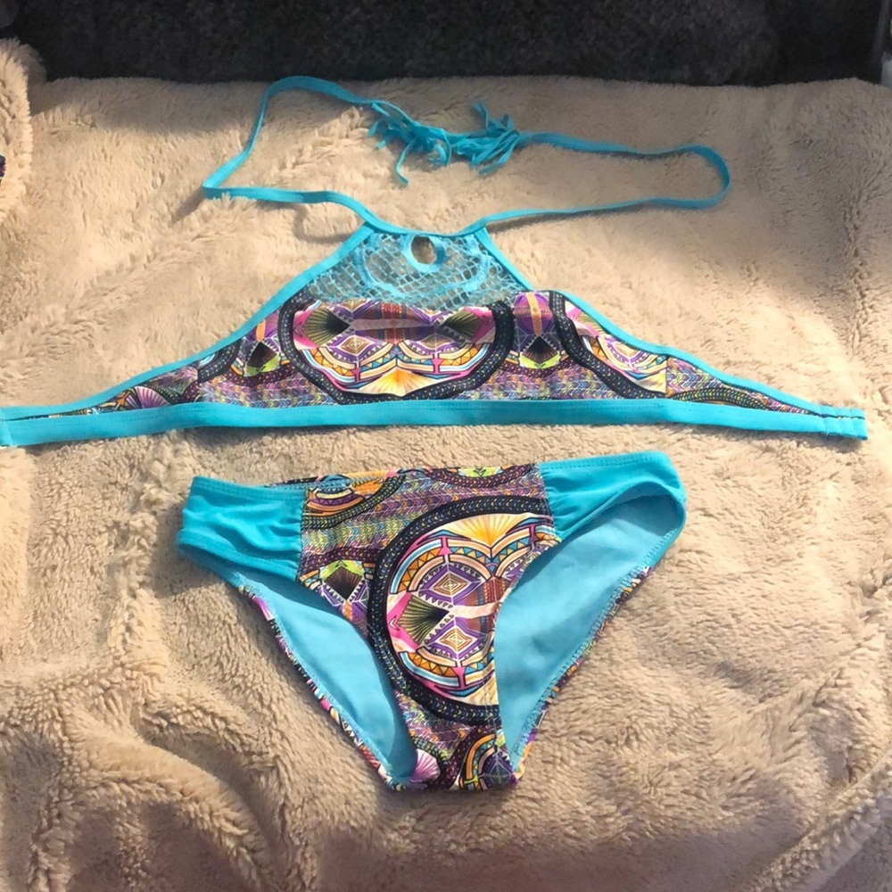 🎉4 for $20 YMI Girls Bikini, size 7/8